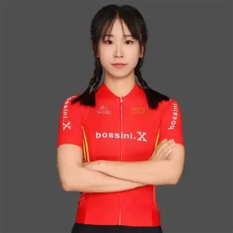 王素素.jpg