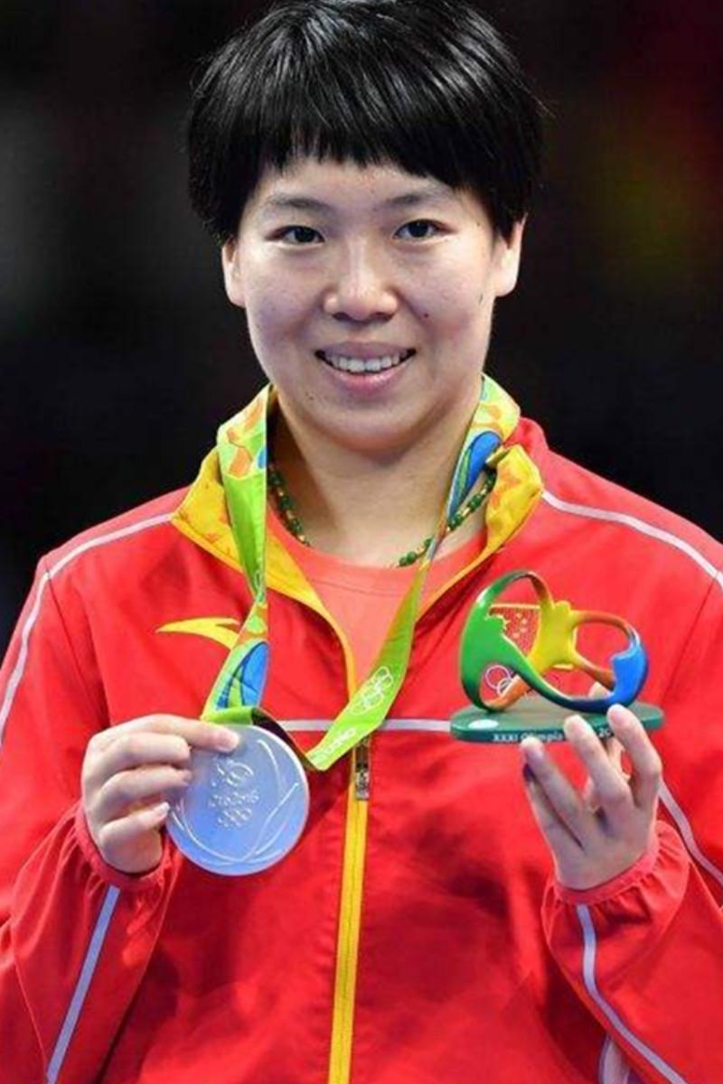 李晓霞.jpg