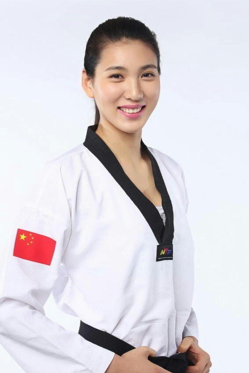 郑殊音.jpg
