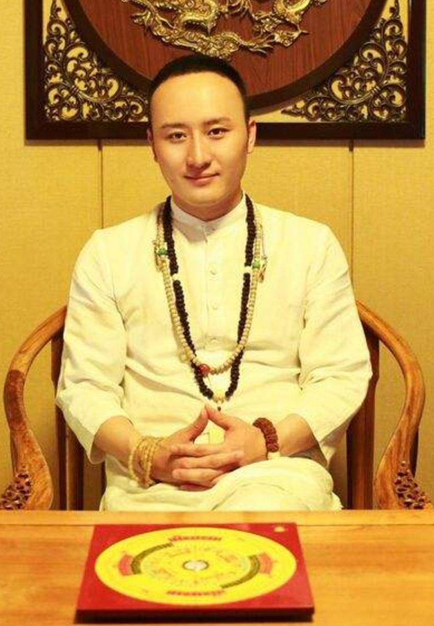 秦阳明.jpg