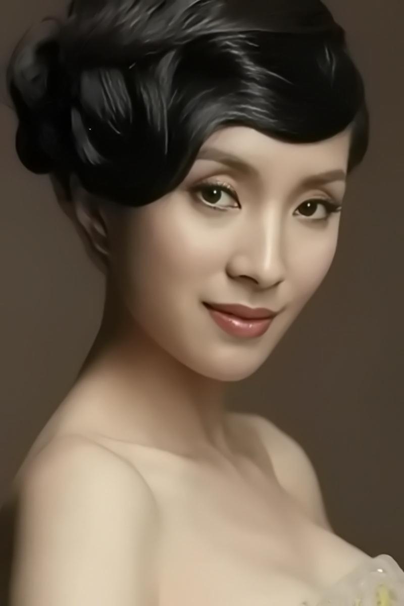 汤灿.jpg