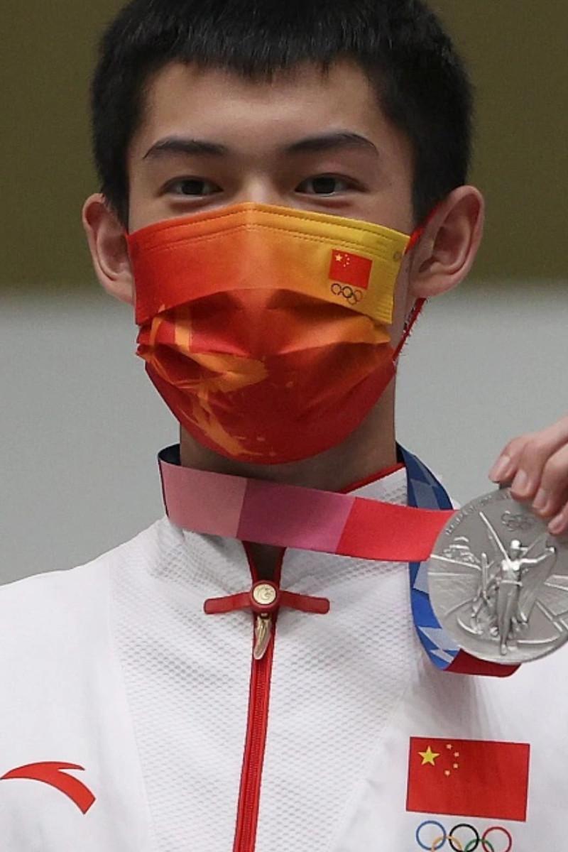 盛李豪.jpg